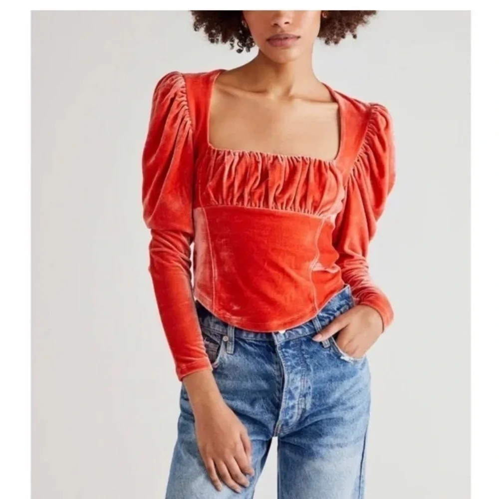 NWT‎ Free People Hold Me Puff Sleeve Velvet Top in crush blush